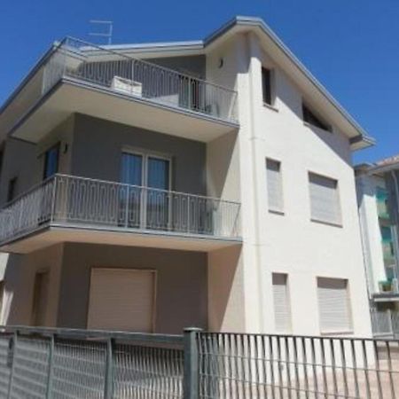 Villa Nicole 3 Camere Lido di Jesolo Luaran gambar